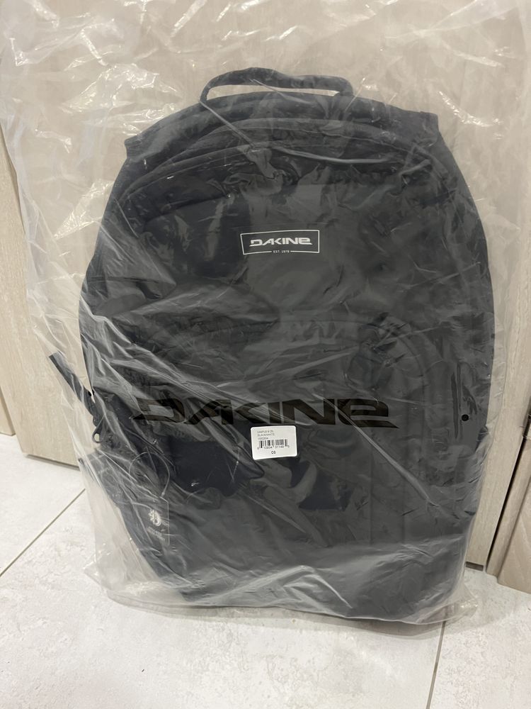 Рюкзак DAKINE Campus M 25L black ii 2023 оригинал новий