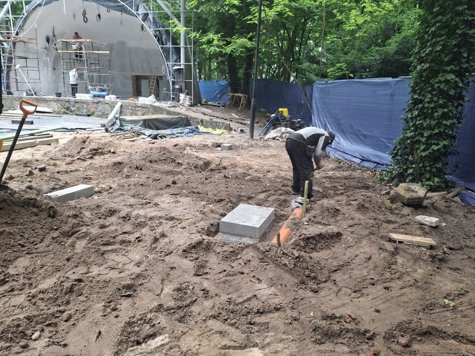 Odwodnienia terenów i drenaże - kończymy z wilgocią