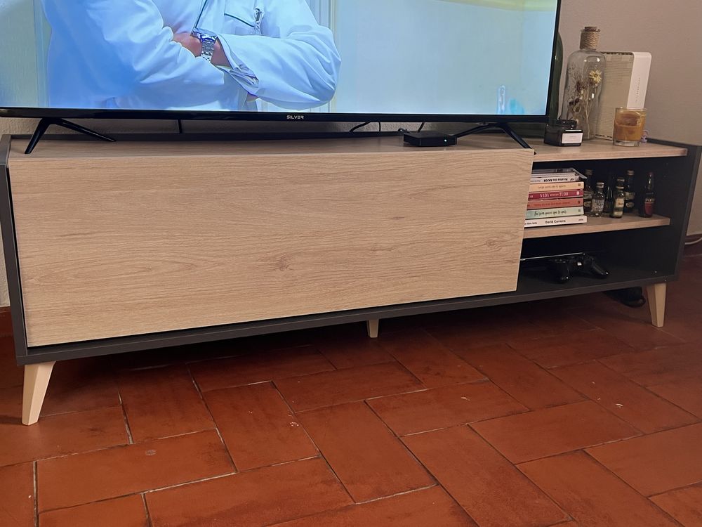 Movel Tv madeira