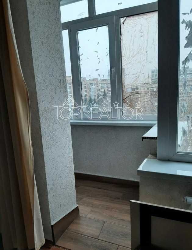 СТАЛИНКА С ЛИФТОМ! Ж/Б! ПУШКИНСКАЯ! 2 дом от метро. Продам 2к 45 м2
