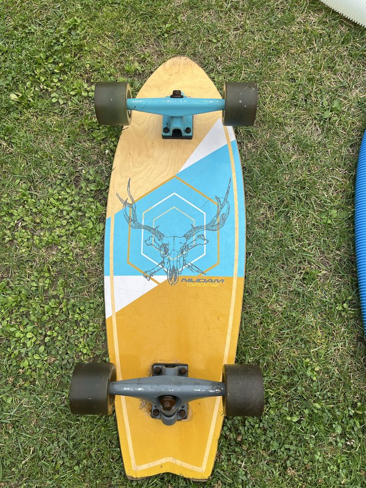 Deskrolka longboard