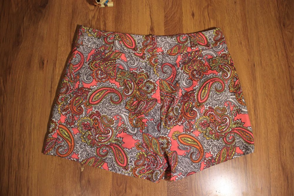 Spodenki H&M r. 42 damskie wielokolor wzór bawełna