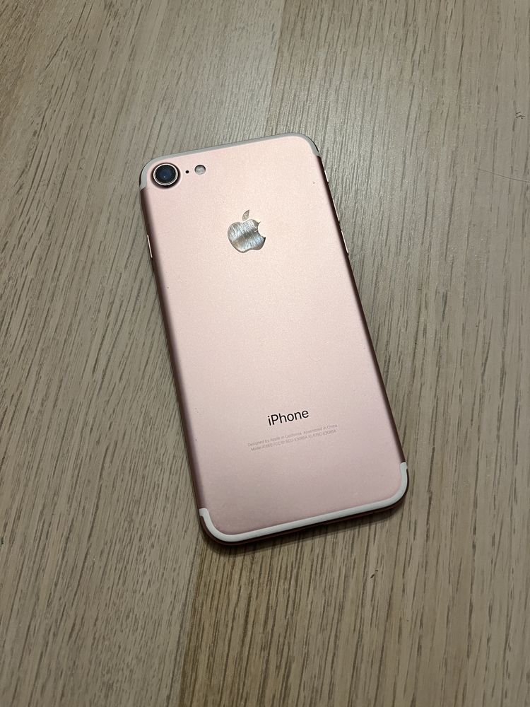 iPhone7 32gb Rose Gold, stan bdb, gratis etiu