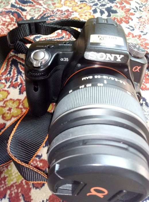 Зеркалка Sony a35, + кит 18-55