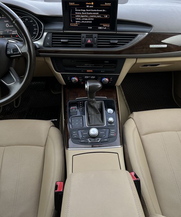 Продам Audi A6 C7