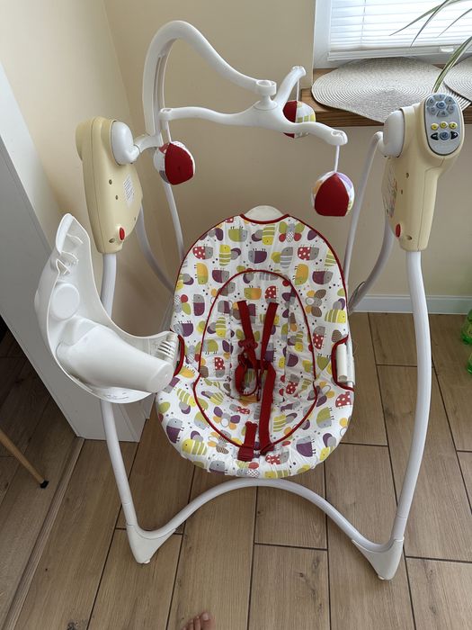 Дитячий стілець гойдалка шезлог Graco
