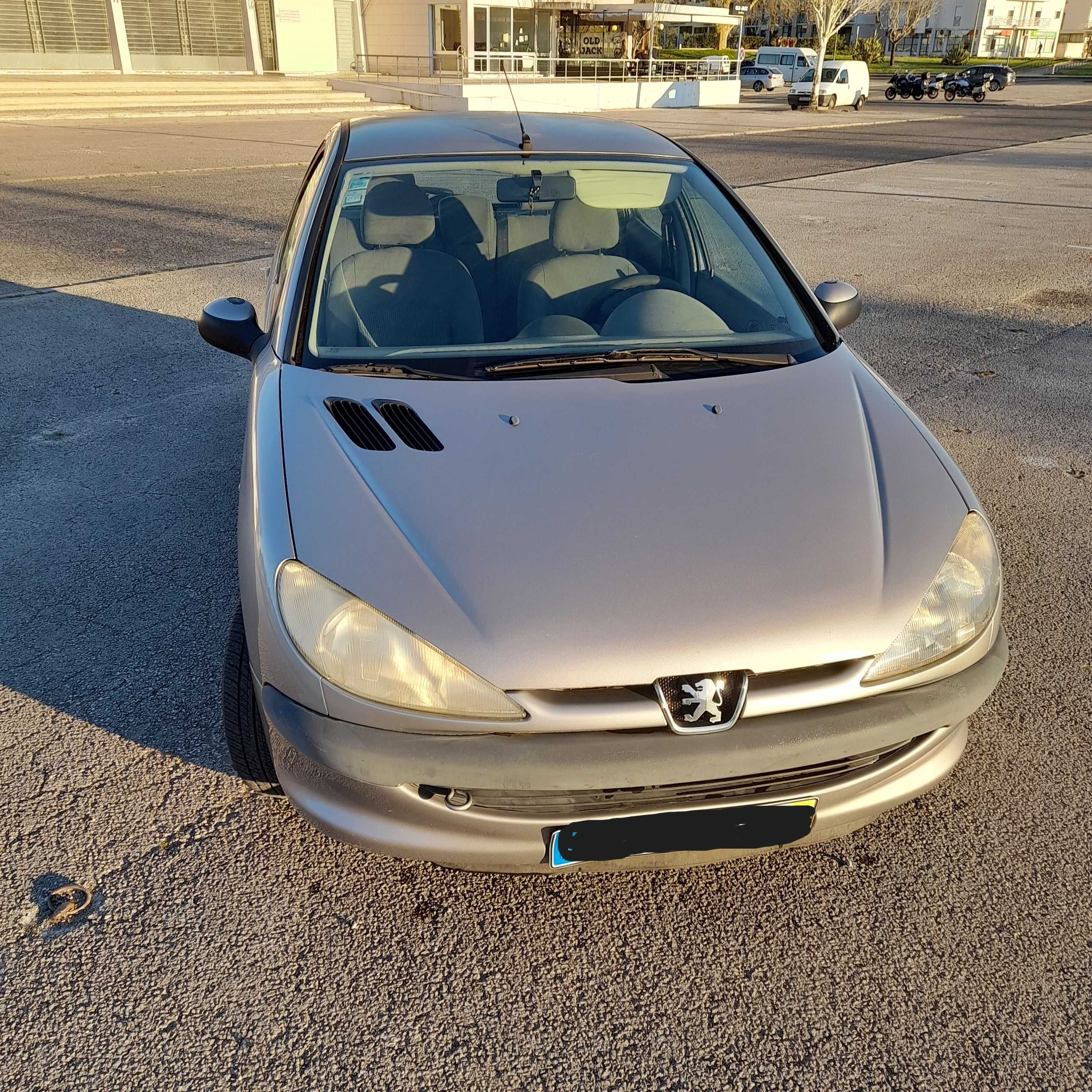 Peugeot 206 1.1 Color Line