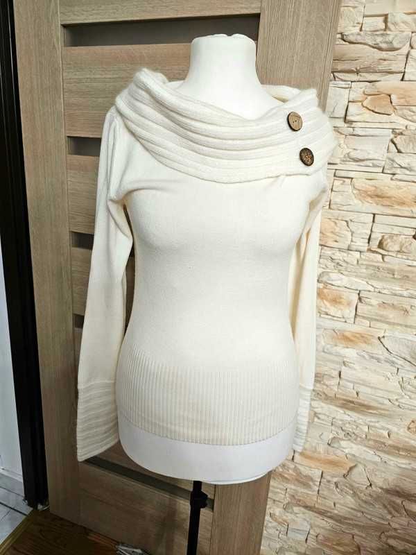 Kremowy sweter z szerokim golfem, miękki, ciepły, damski, r. M/L