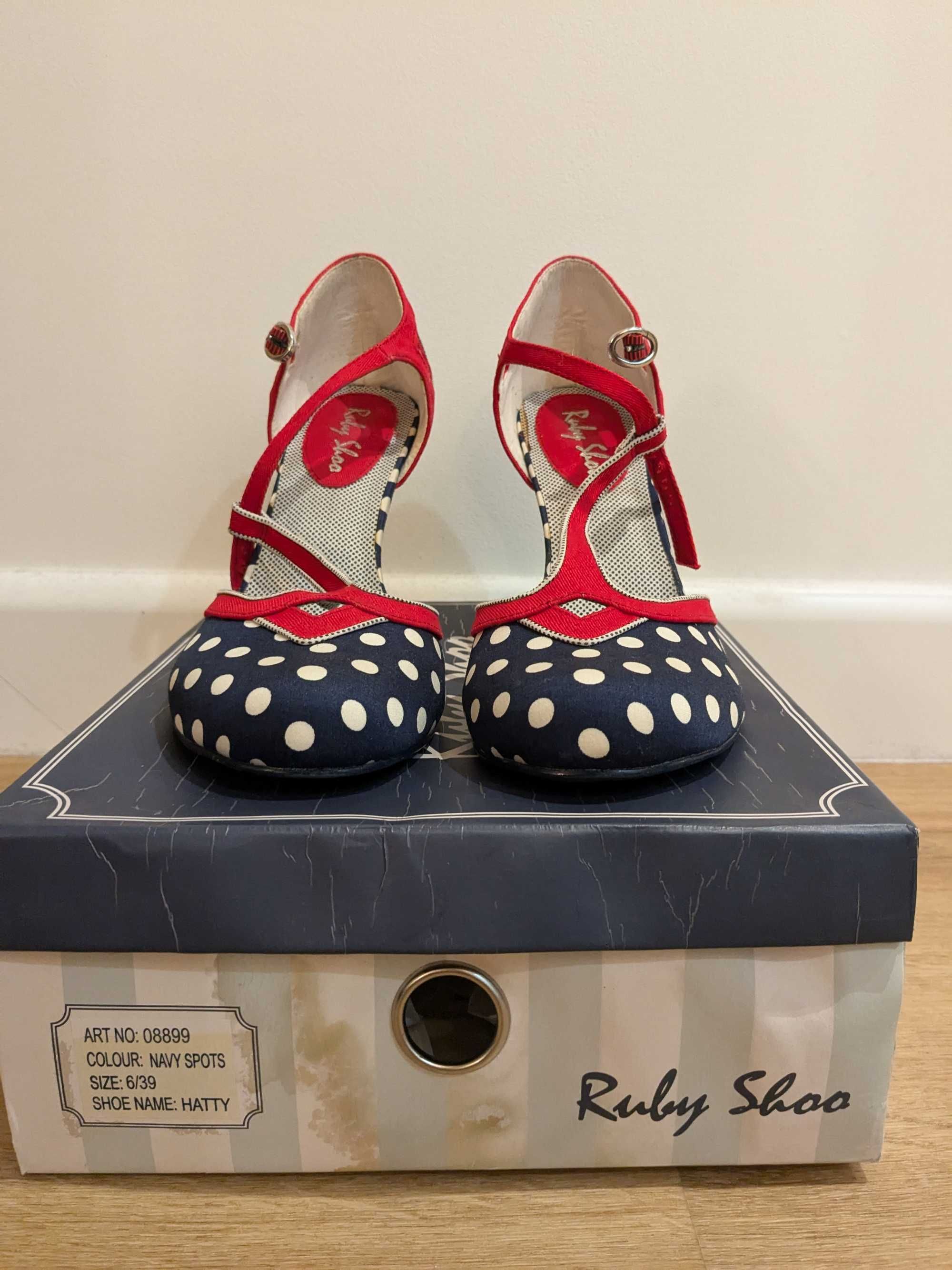 buty ruby shoo grochy, obcasy, retro, vintage