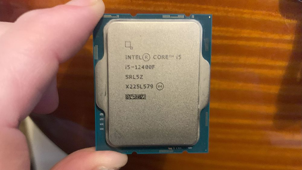 Vendo processador Intel i5 12400f como novo