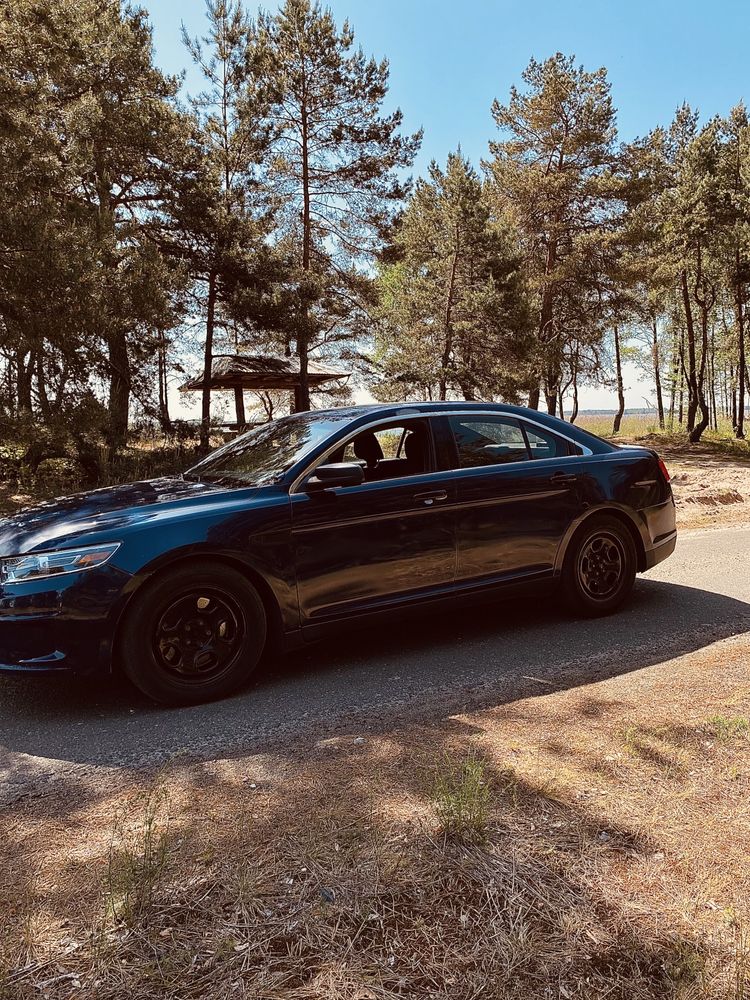 Ford Taurus Police Interceptor