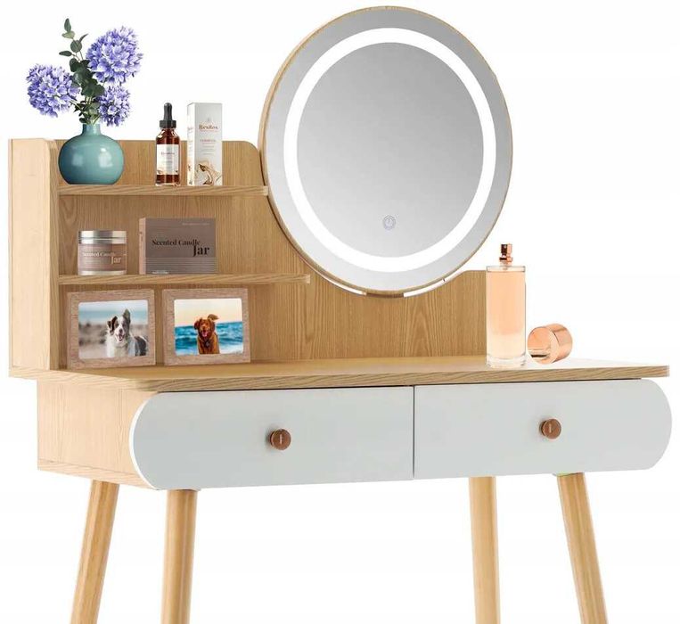 Toaletka kosmetyczna z lustrem LED