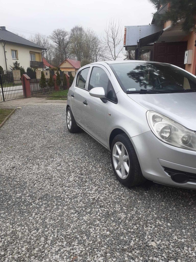 Opel Corsa 1.2 B+LPG