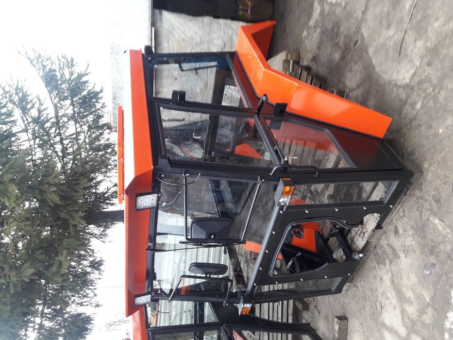 Kabina kabiny Ursus C-360 C-330 Bizon T-25 Mtz