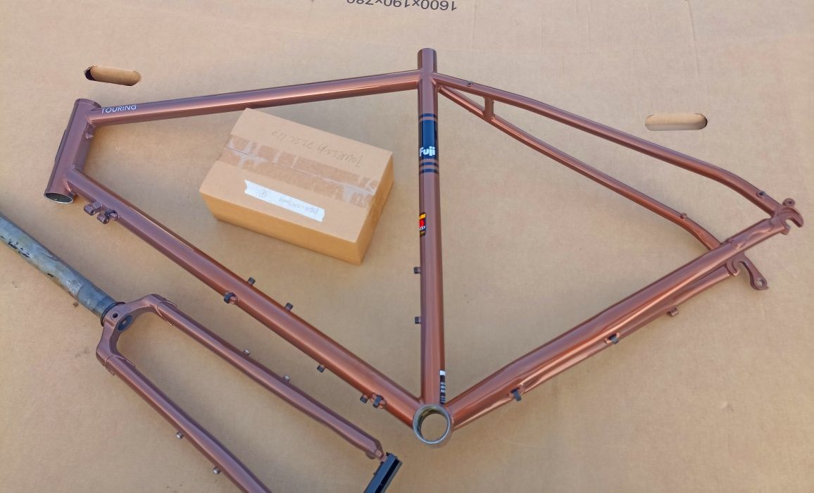 Nowa Rama Fuji Turing Cromo Frame set + widelec  + stery . tarczowe