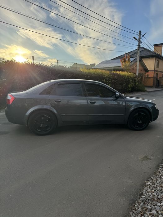 Audi A4 B6 кузов 2002 року 2.5 дізель