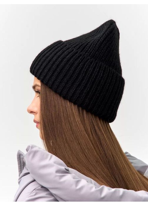 Жіноча шапка нова