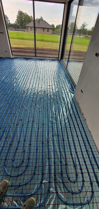 Instalacje wod-kan podłogówka