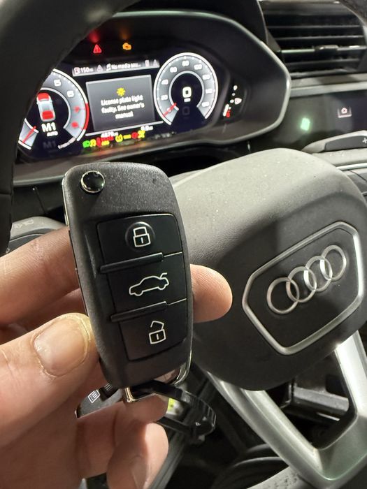 Програмування ключів Audi A3,A4,A5,A6,A7,Q5,Q7,Q8