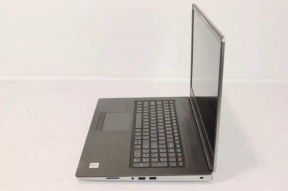 DELL PRECISION 7750  I7-10850H/1 Tb ssd/32GB/Quadro RTX 3000/500 Nits