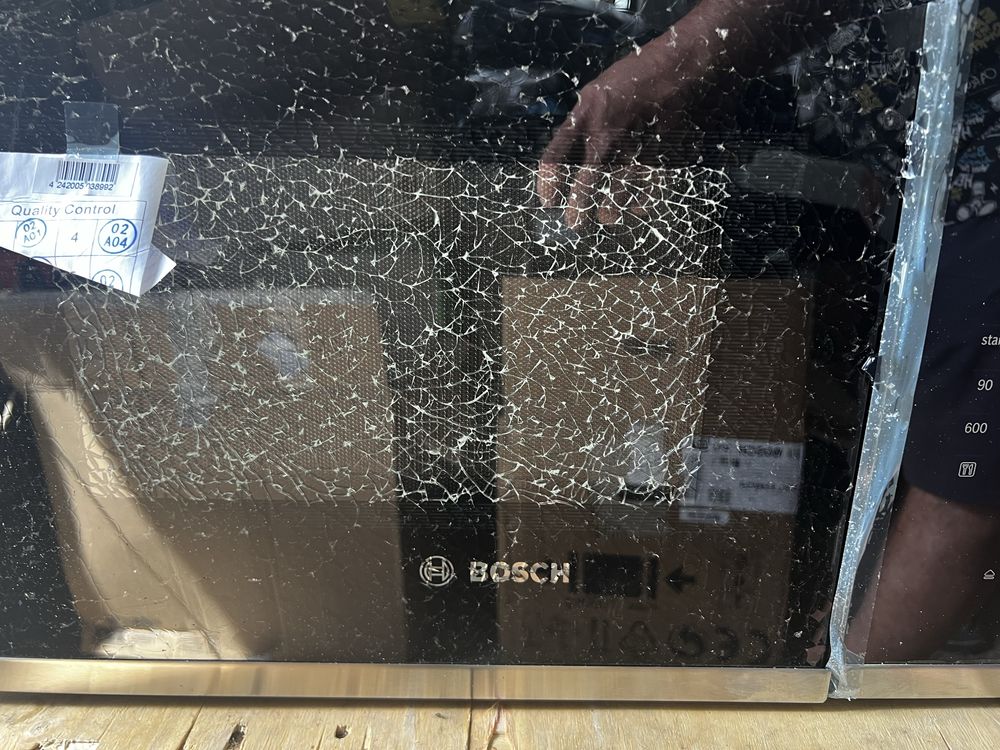 Mikrofala Bosch BEL554MS0 seria 6