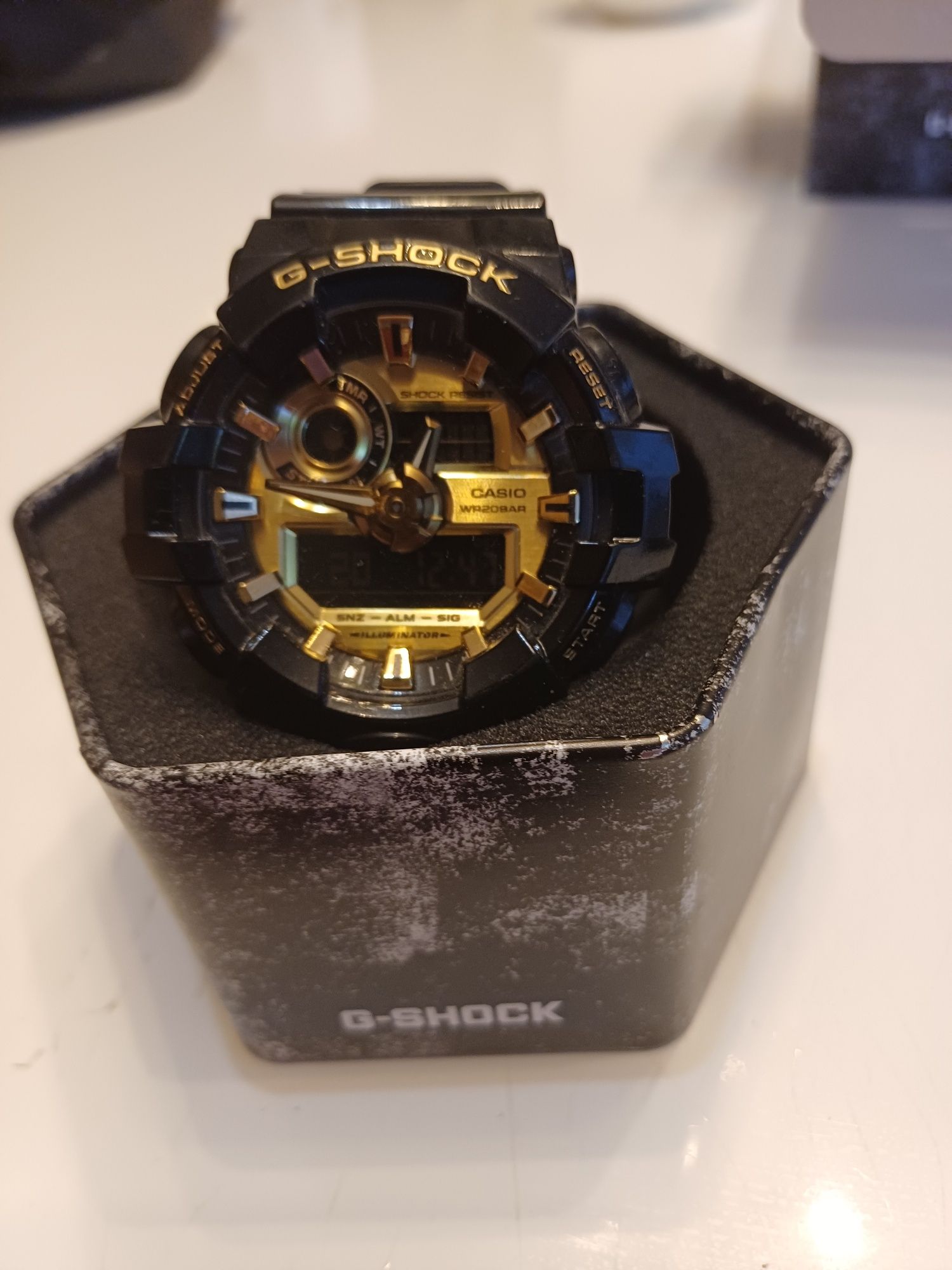 Zegarek Casio g-shock ga7106b