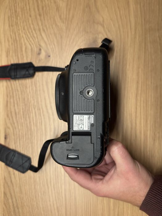 Canon 5D Mark III + Grip BG-E11 (possivel troca)