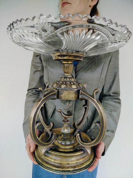 Piękna, duża mosiężna patera owocarka z ptaszkiem