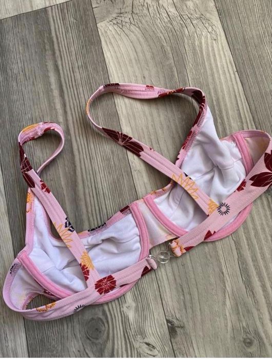 Верх від купальника, купальний ліф, купальник