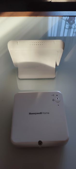 Termostat programowalny bezprzewodowy HONEYWELL T3R HOME powystawowy