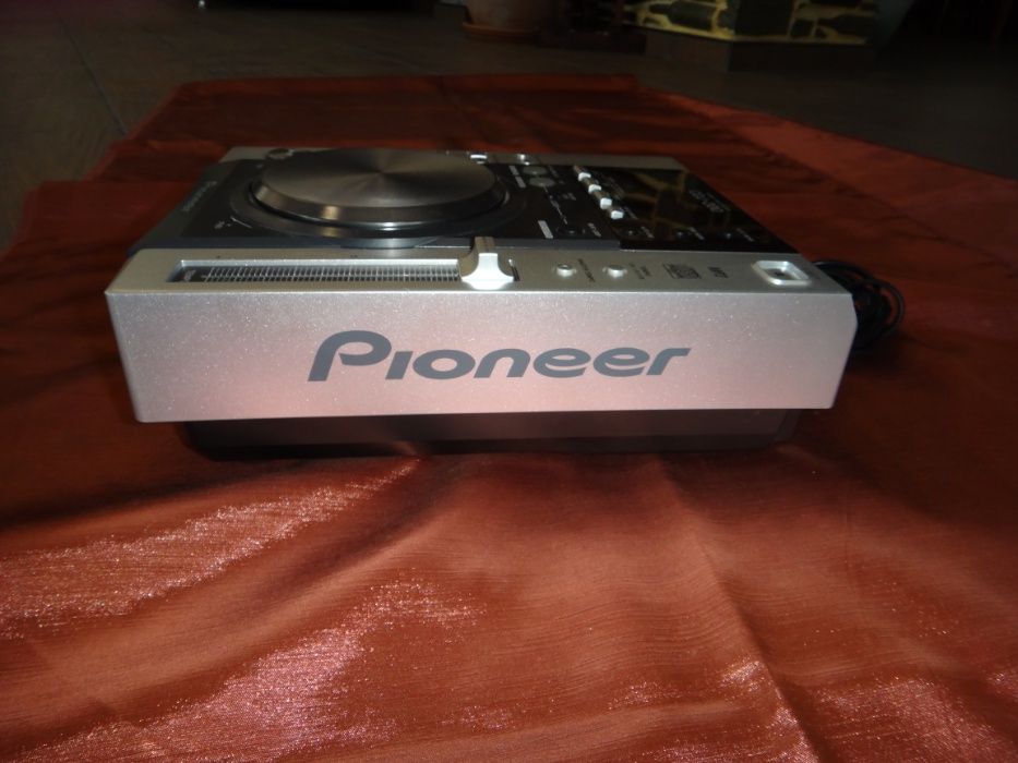 Продам Вертушки Pioneer CDJ-200 пара, не использовались, как новые