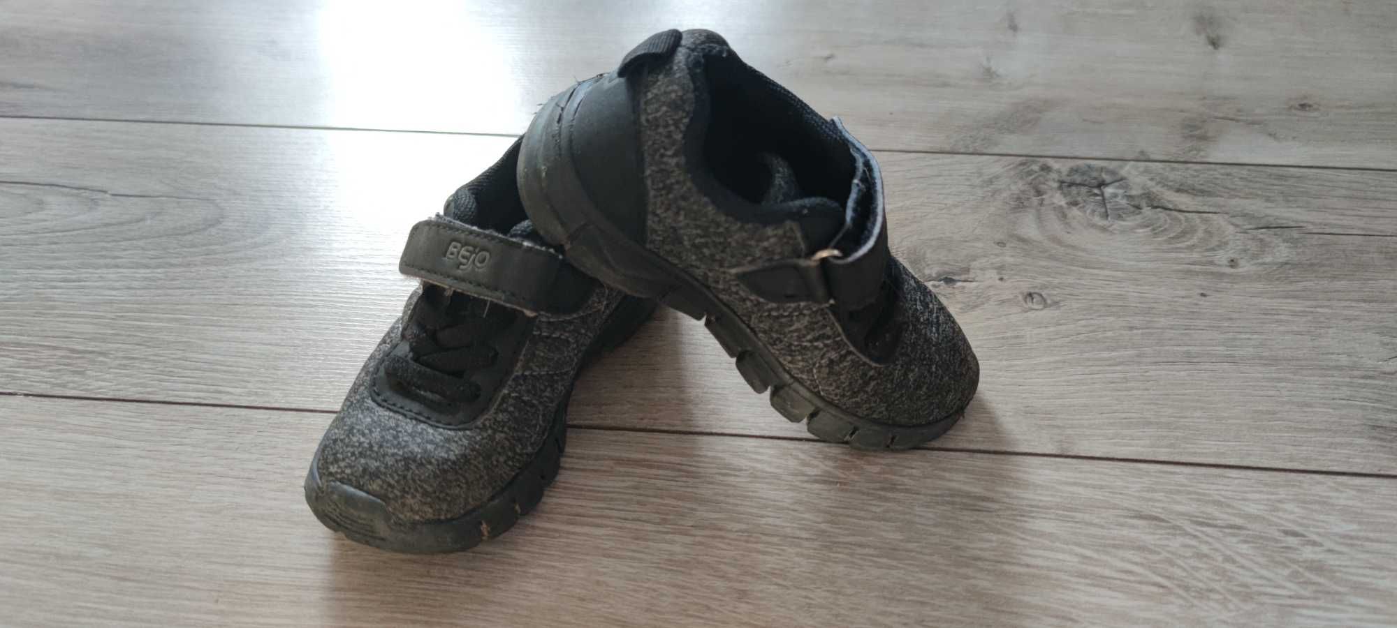 Czarne adidasy BEjO 23