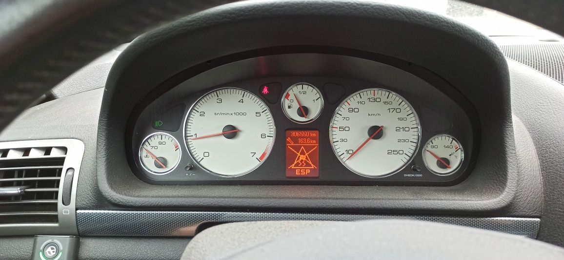 Peugeot 407 sw gaz hak