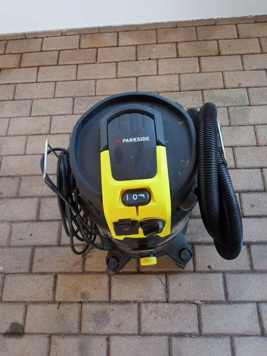 Aspirador Parkside PWD 30 A1 Sólidos /Liquidos
