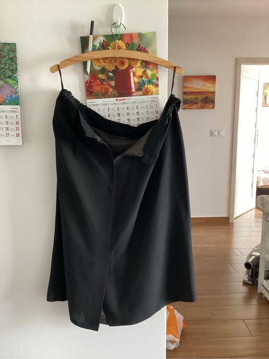 Spodnica damska czarna rozm 42/44 jak nowa