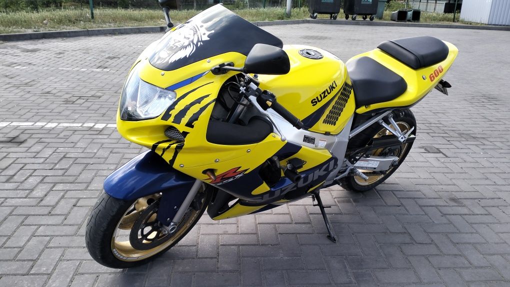 Продам Suzuki gsx r 600 k3