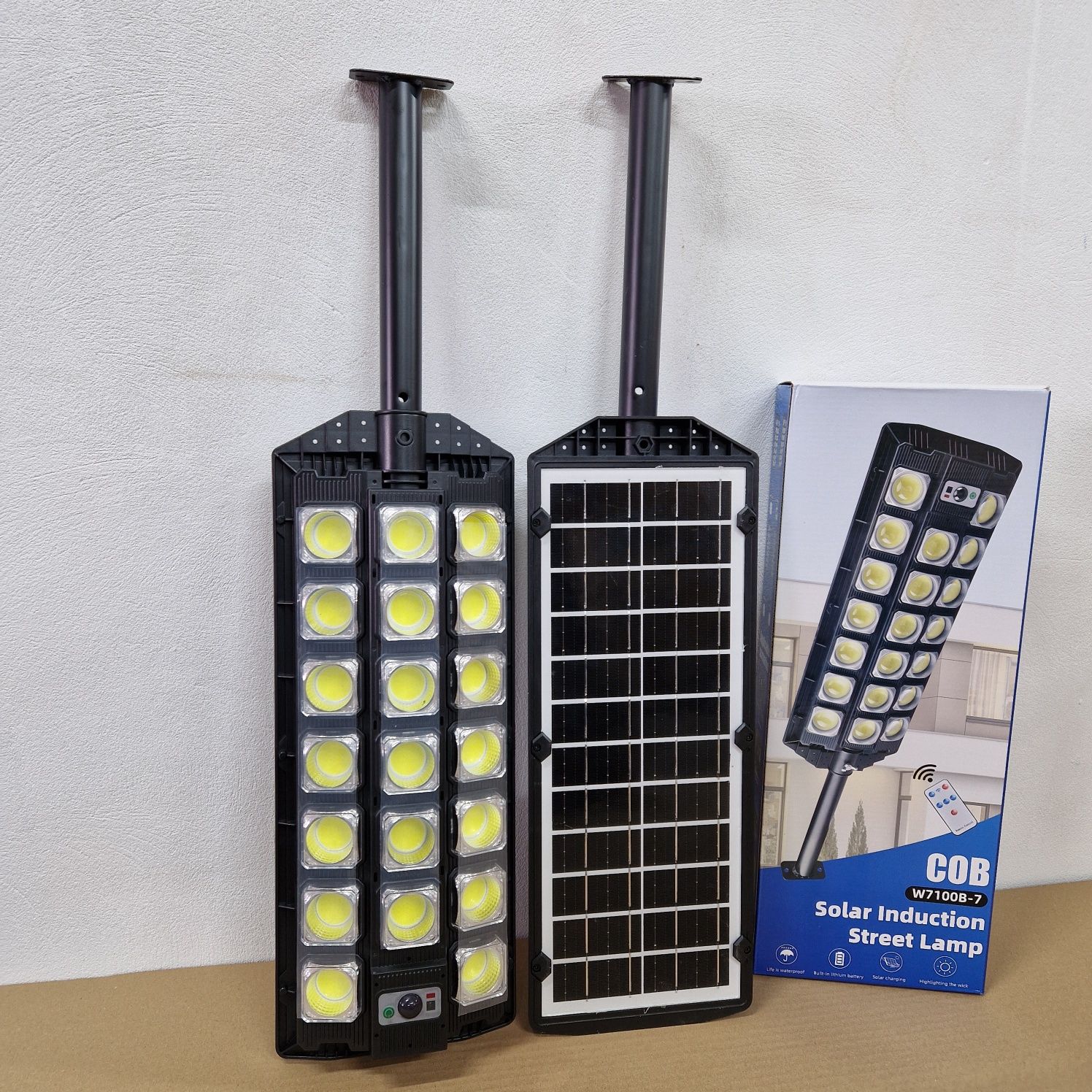 Lampa uliczna ,solarna 2500 wat +uchwyt+pilot