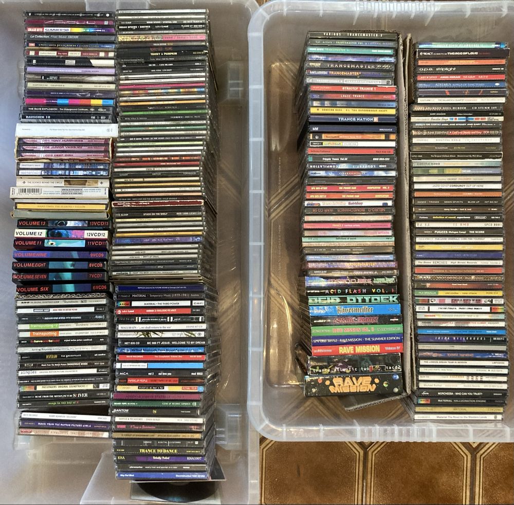 Cds vários em otimo estado