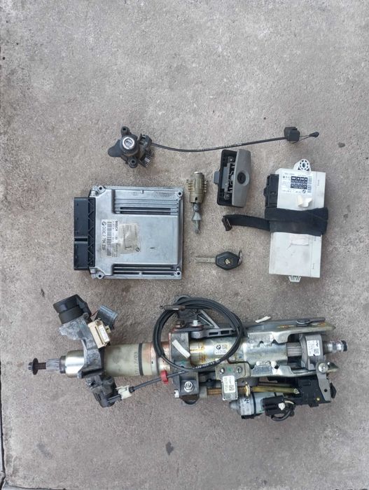 Блок управления двигателя, комплект замків BMW e60 3.0D m57n 7794218