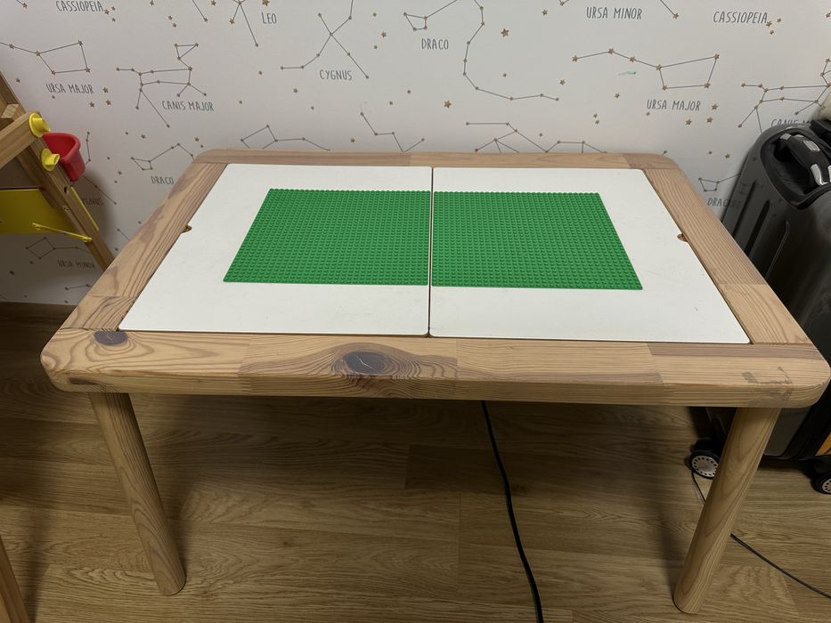 Дитячий стіл + стілець