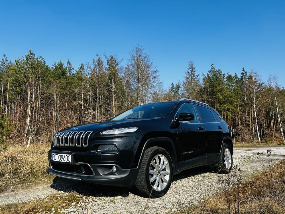 Jeep cherokee 2.2  salon polska  2 właściciel. ful opcja