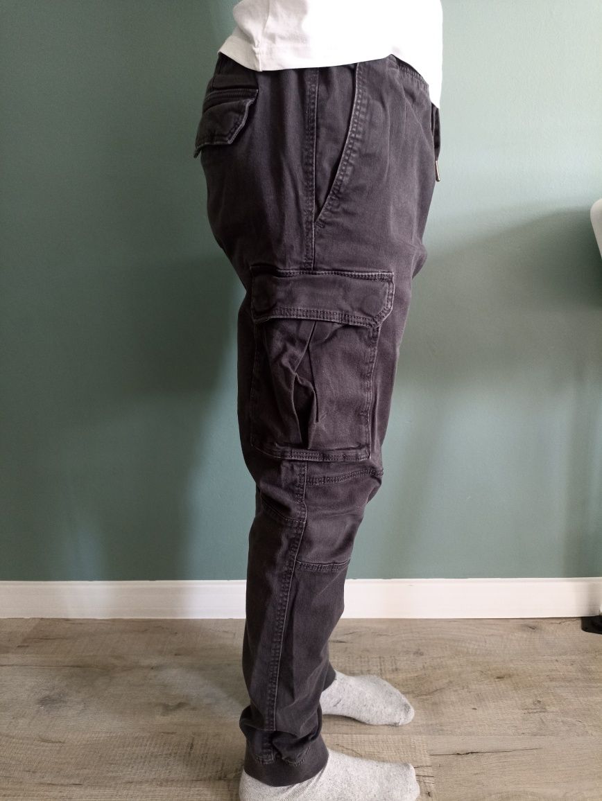 Spodnie męskie Jogerssy cargo / bojówki H&M rozmiar M