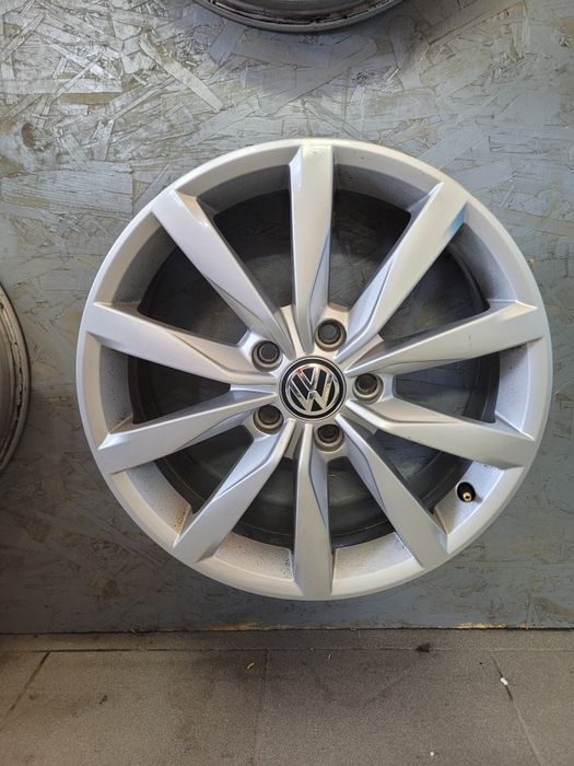 Felgi alu VW 5x112 17" 6J ET48 Golf VII, Octavia