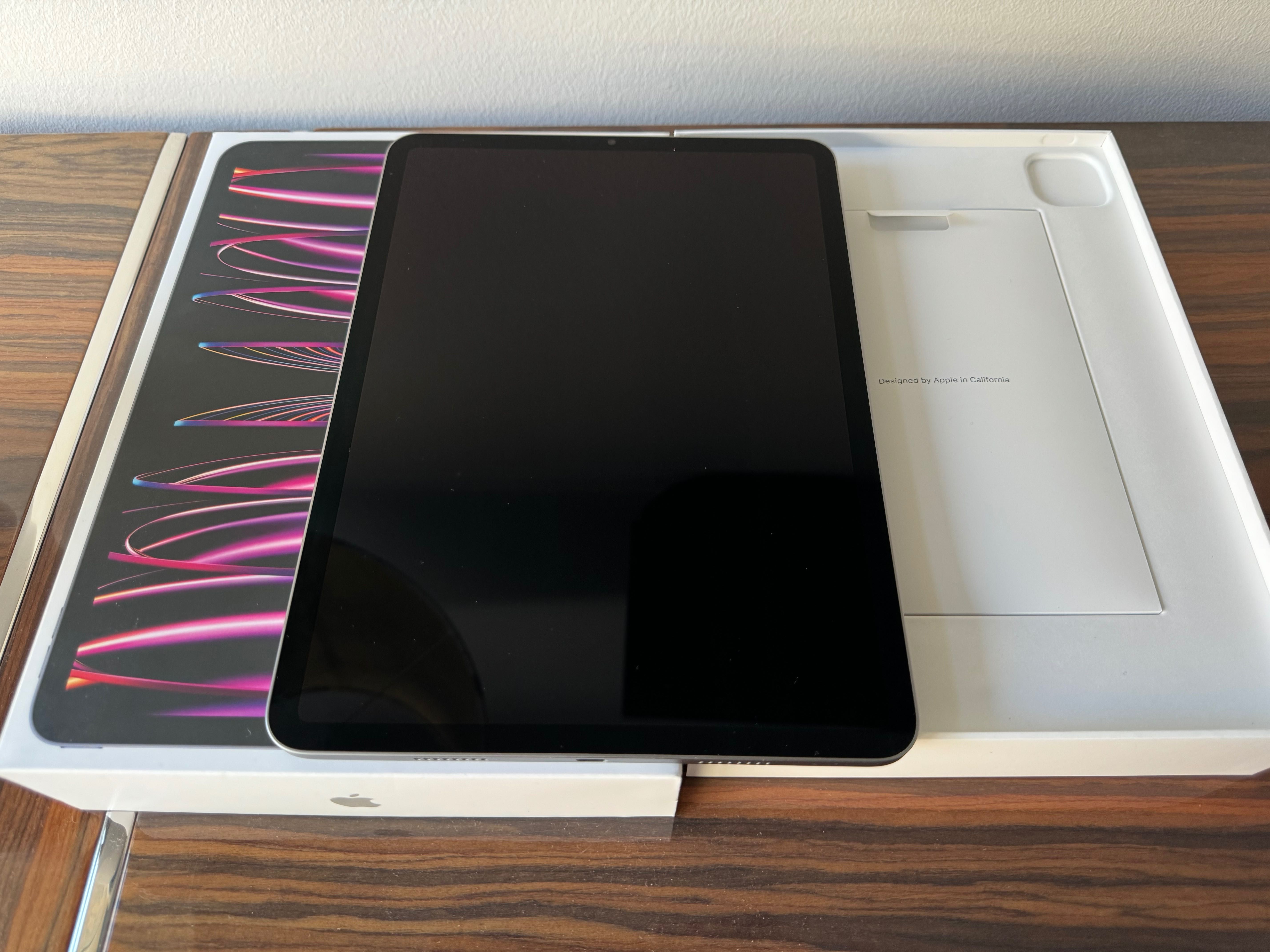 iPad Pro 11" - 256 GB (M2) - 4.ª Geração - Wi-Fi (C/GARANTIA APPLE)