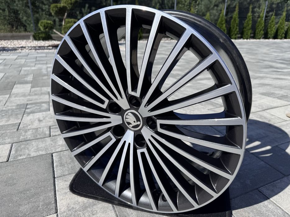 Piekna alufelga Skoda Superb 3 III Cepeus 19’ 8,0J ET 44