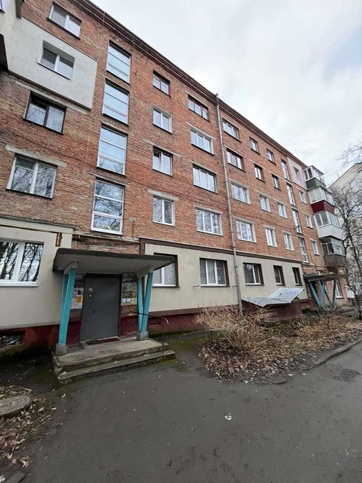 1к, південно-захід, середній поверх, зручне місце розташування