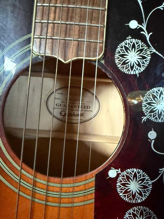 Gitara akustyczna