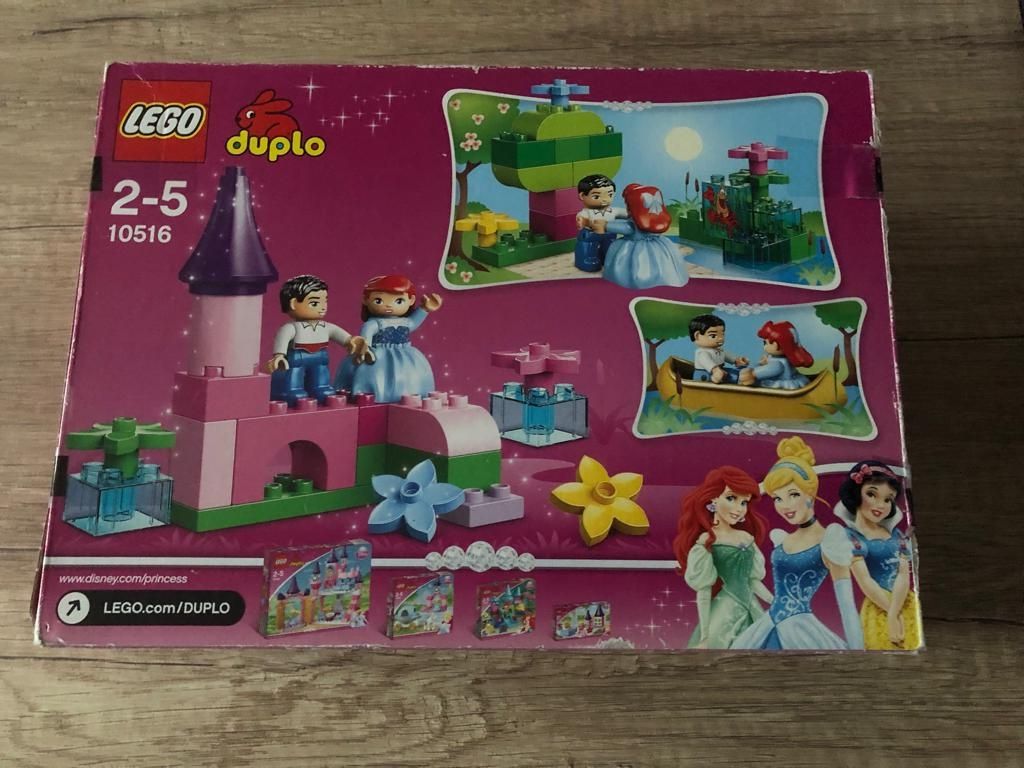 Klocki Lego Duplo Magiczna łódka Arielki 10516