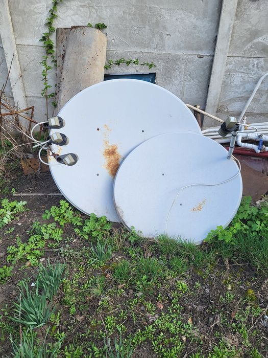 Спутниковие тарелки