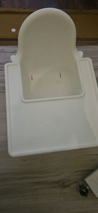 Krzeselko do karmienia ikea